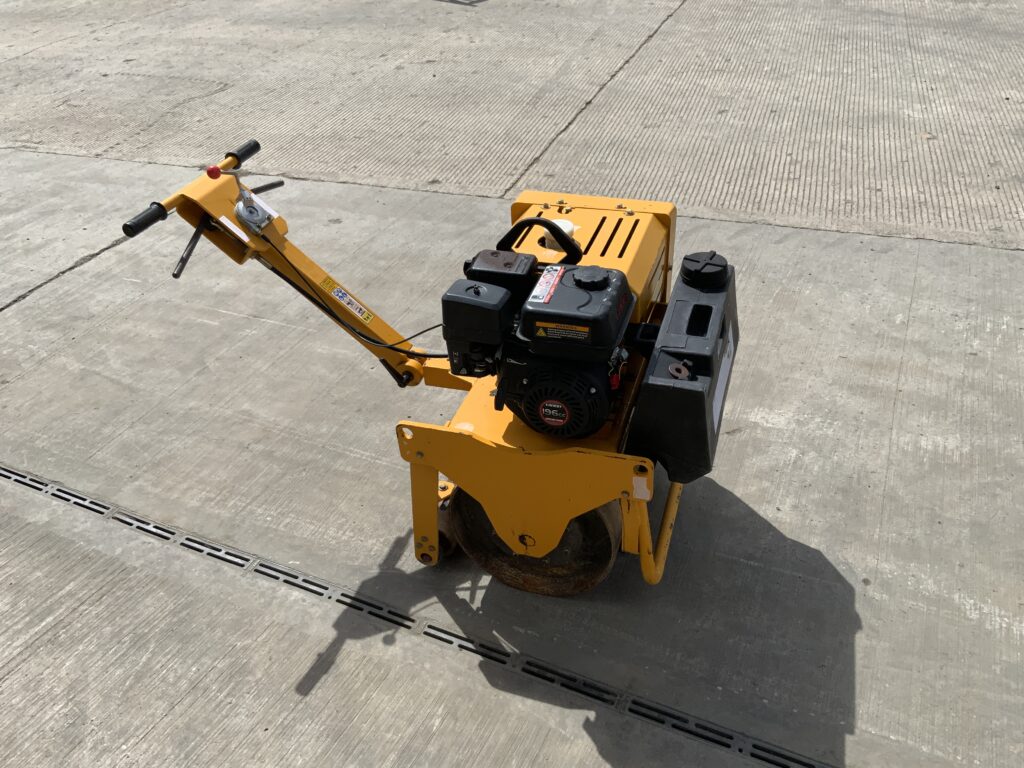 Lumag VW300 Pro Single Drum Roller (ST26989)