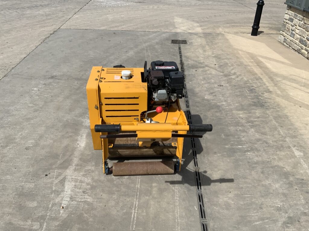 Lumag VW300 Pro Single Drum Roller (ST26989)