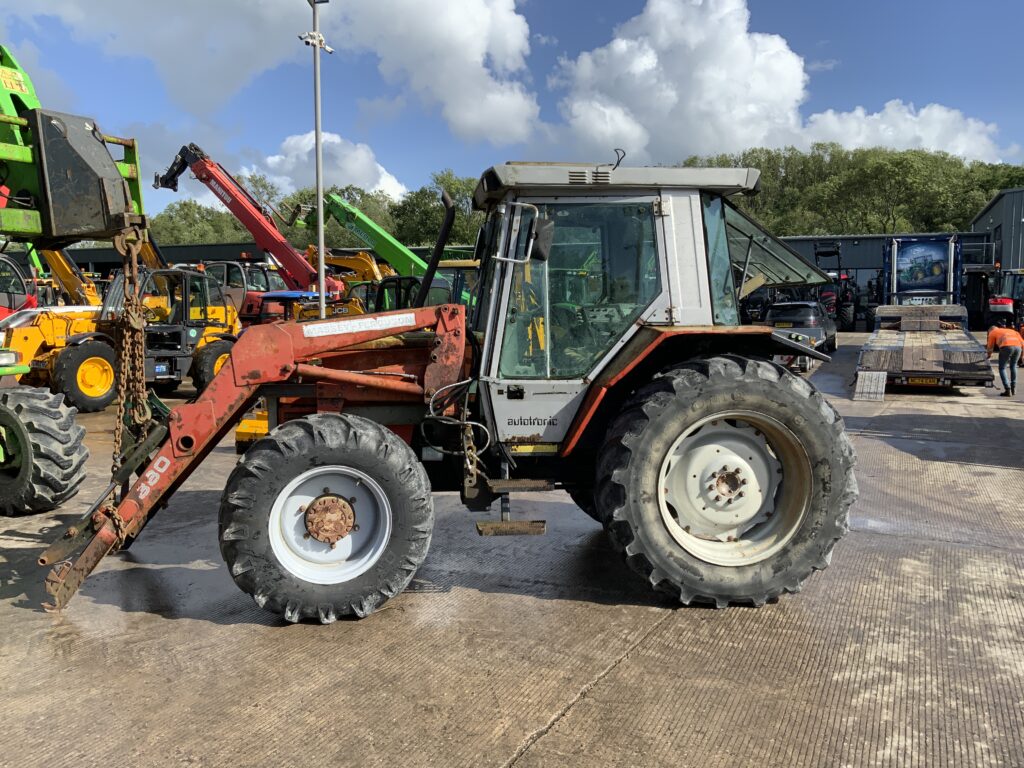 Massey Ferguson 3060 Autotronic