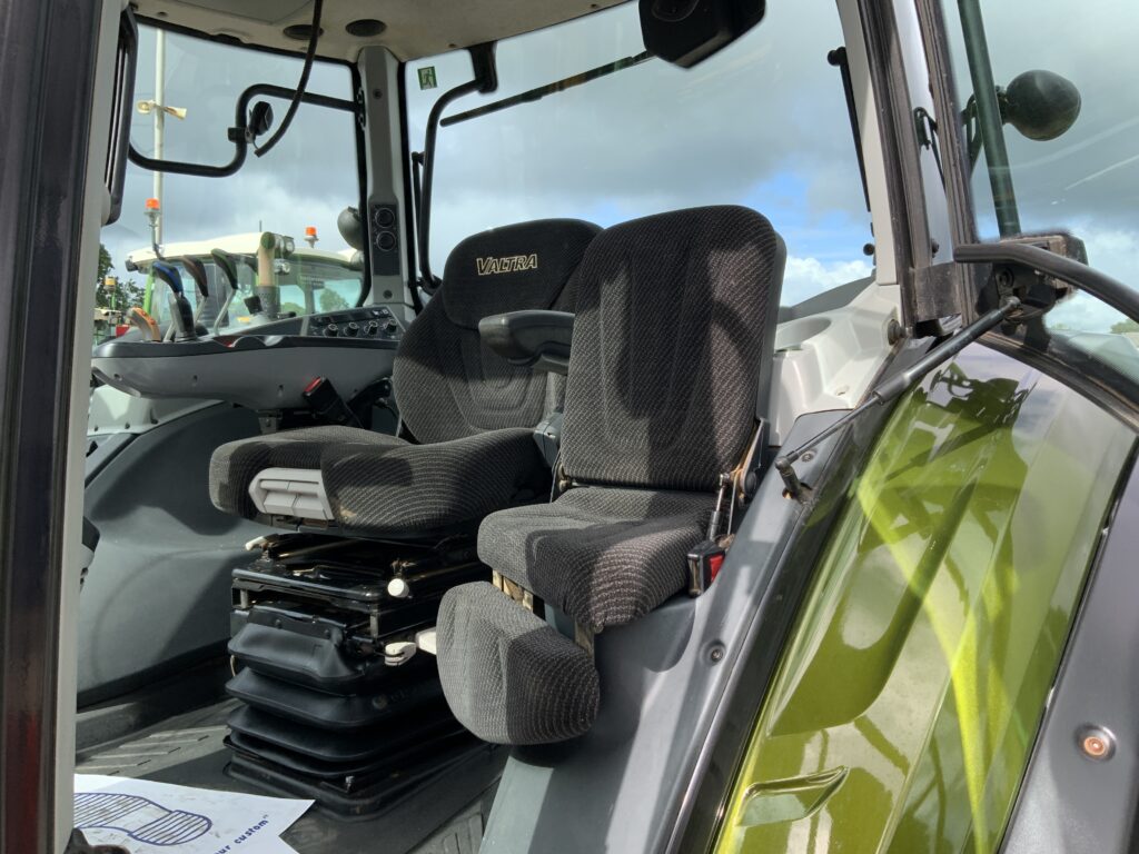 Valtra T155 Active Tractor (ST26785)