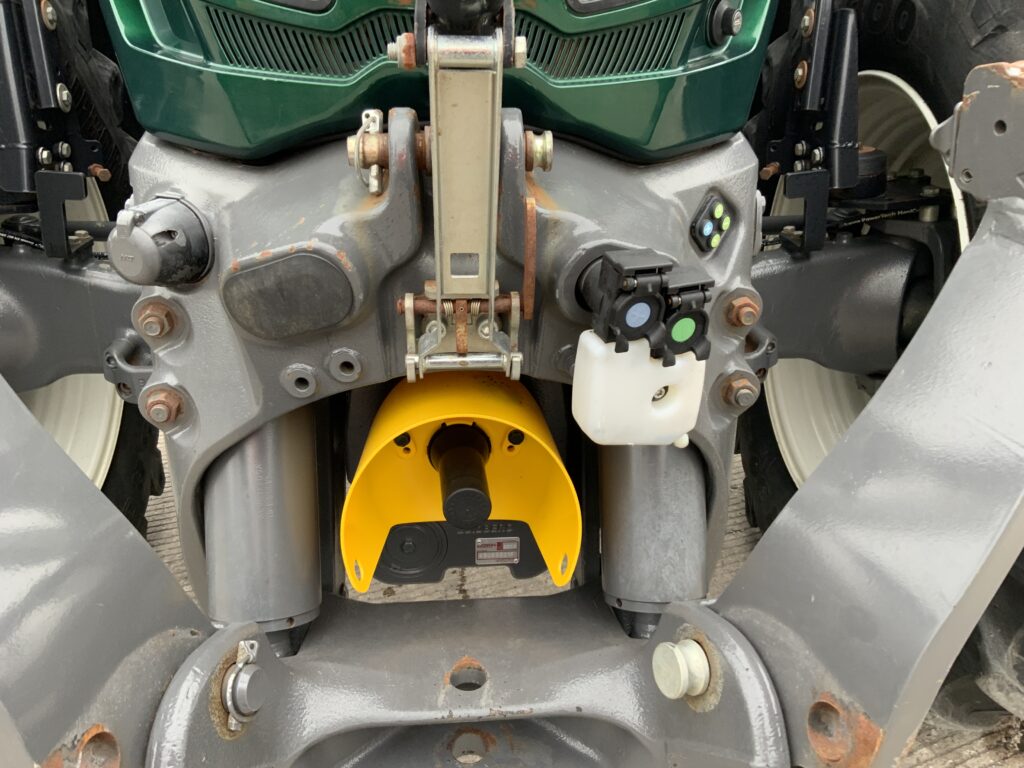 Valtra T214 Versu Tractor (ST26880)