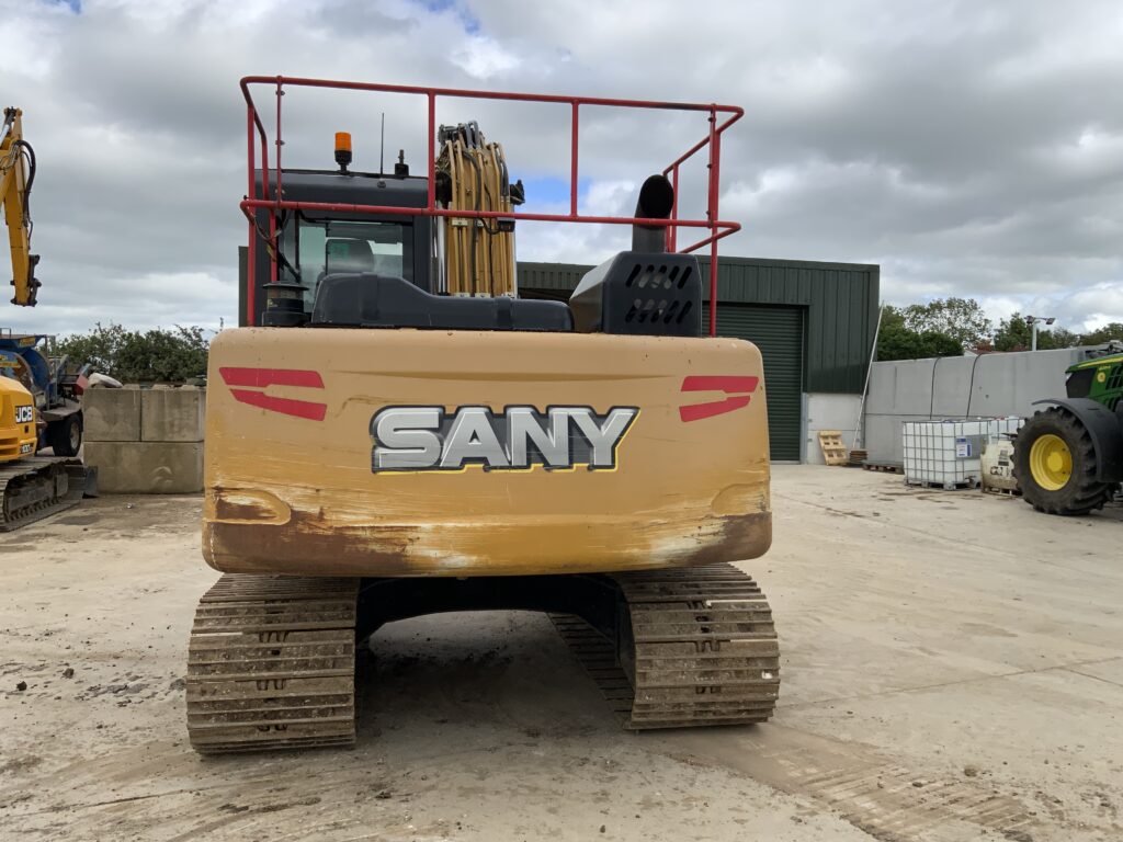 Sany SY135C Digger (ST27031)