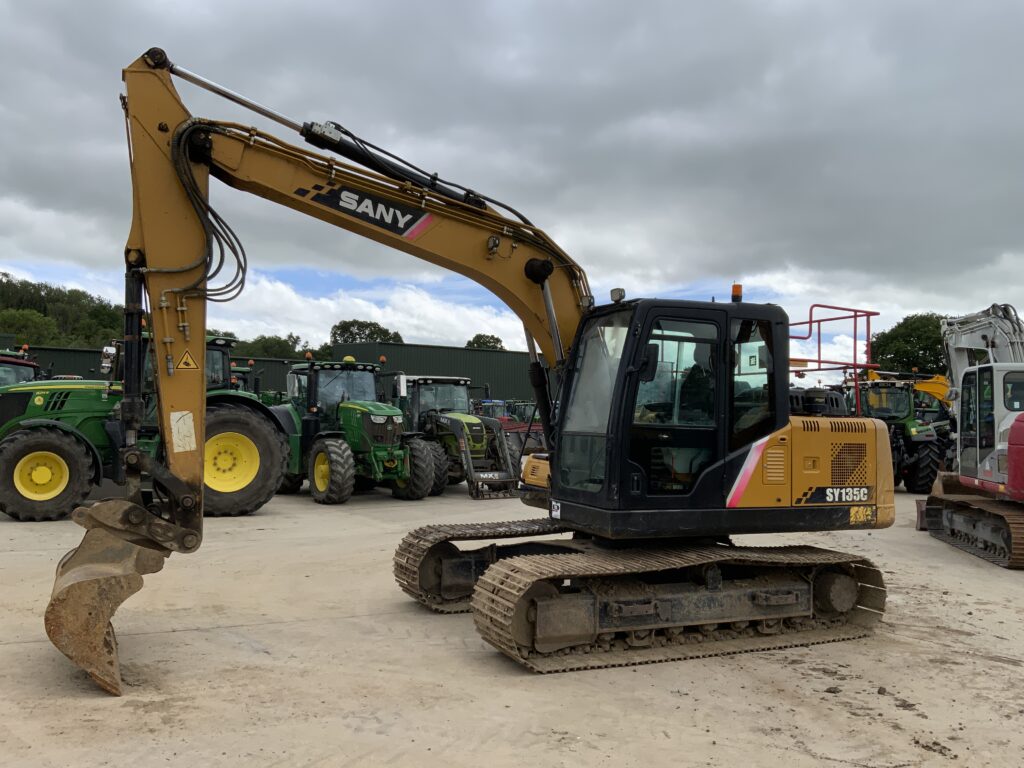 Sany SY135C Digger (ST27031)