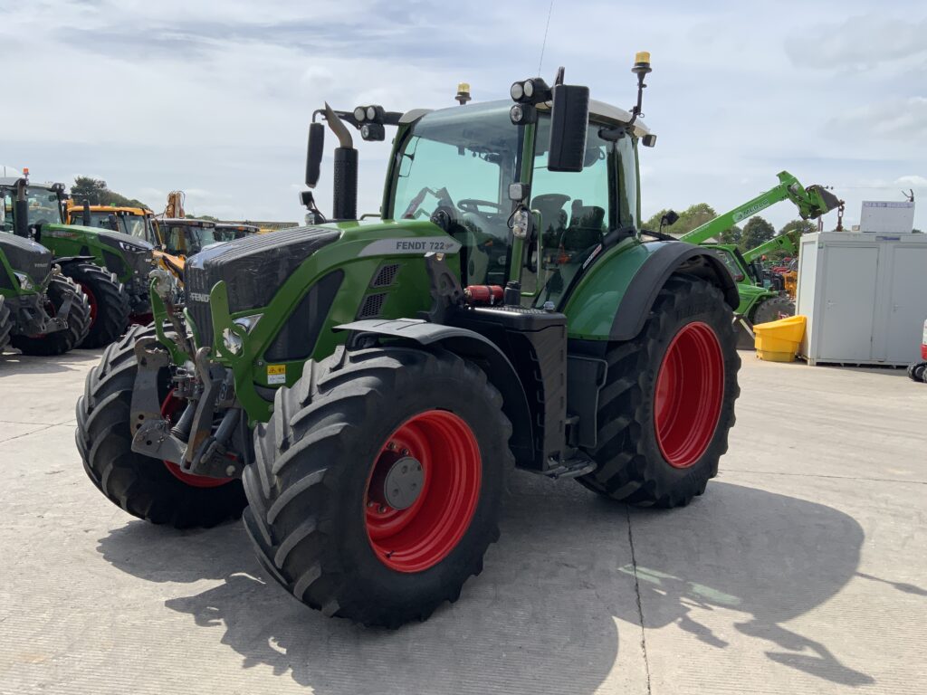 Fendt 722 Profi Plus Tractor (ST26905)
