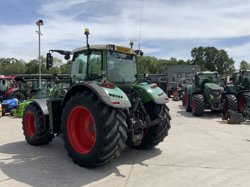 Fendt 722 Profi Plus Tractor (ST26905)