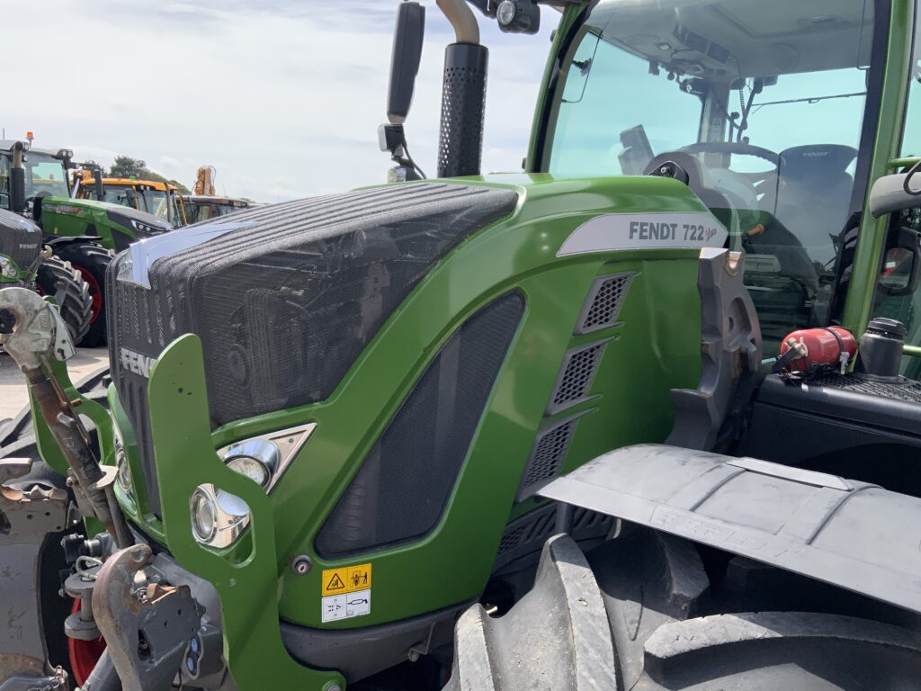 Fendt 722 Profi Plus Tractor (ST26905)