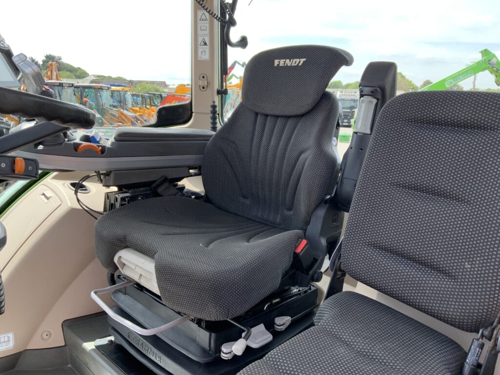 Fendt 722 Profi Plus Tractor (ST26905)