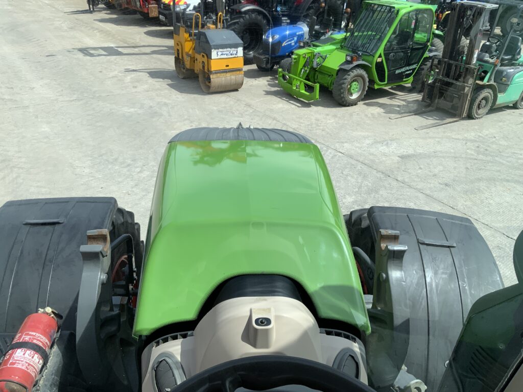 Fendt 722 Profi Plus Tractor (ST26905)