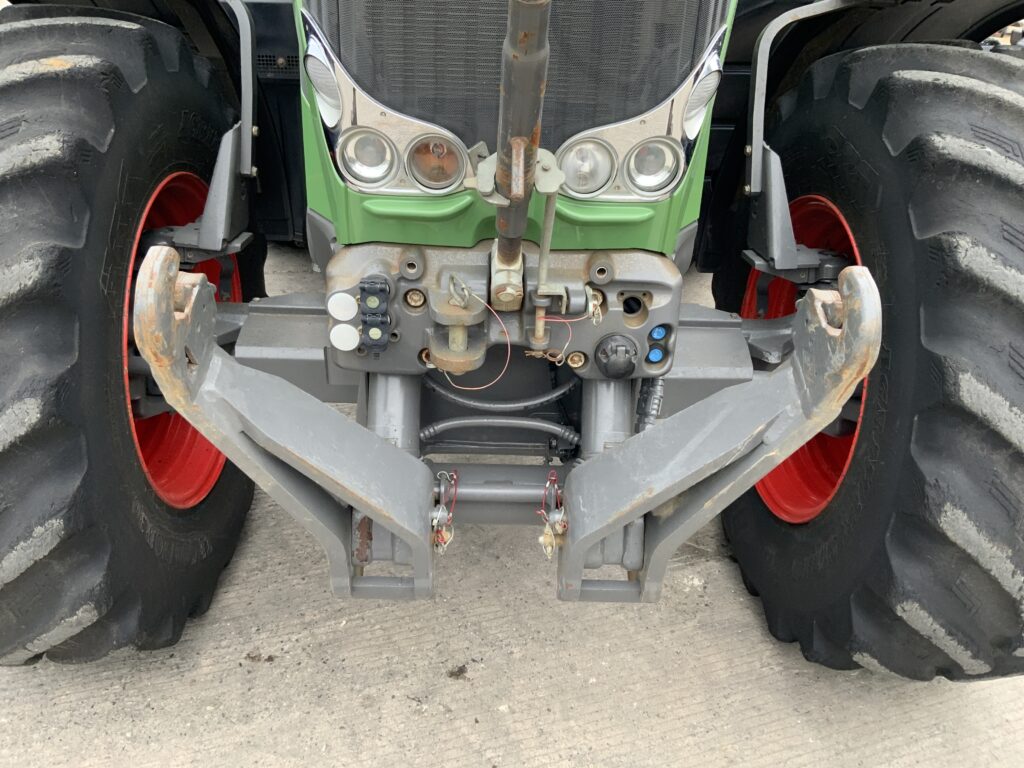 Fendt 828 Profi SCR Tractor (ST26979)