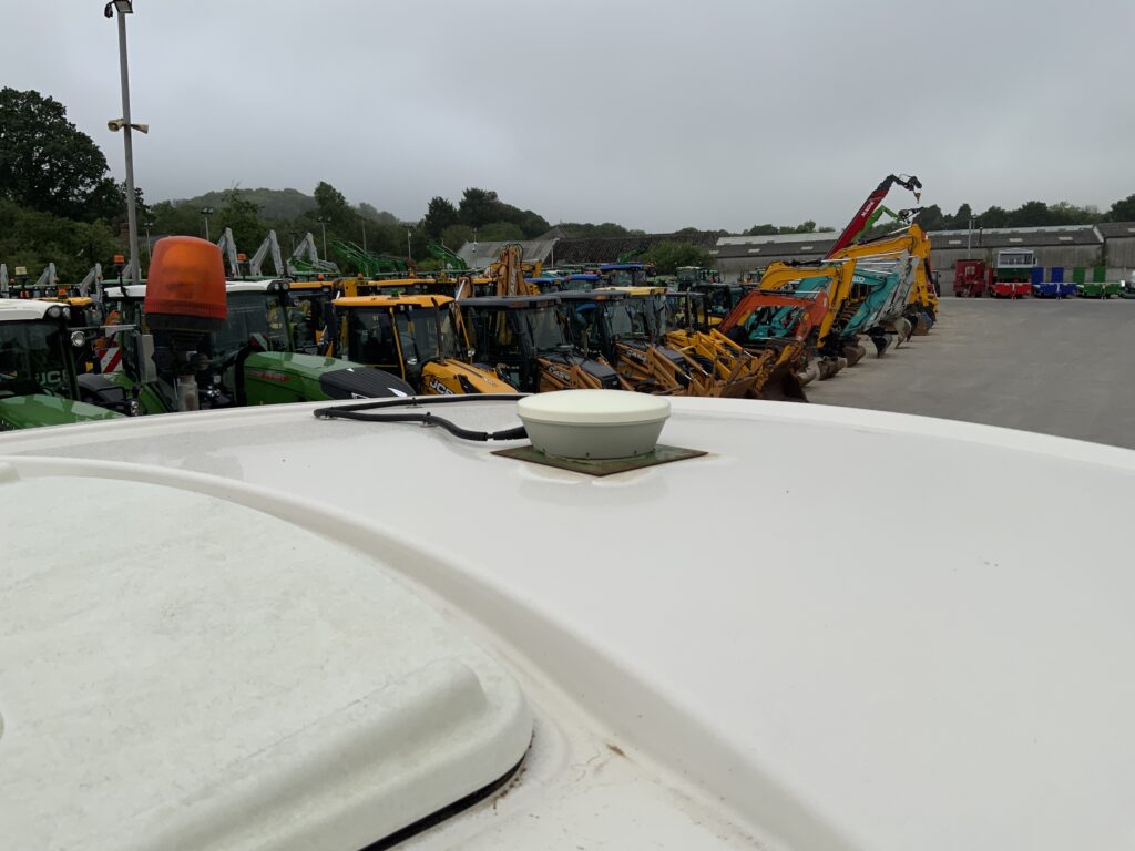 Fendt 828 Profi SCR Tractor (ST26979)