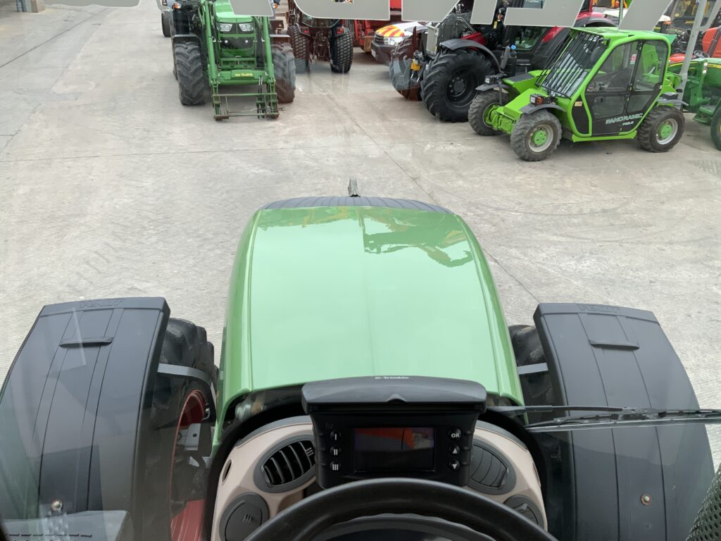 Fendt 828 Profi SCR Tractor (ST26979)