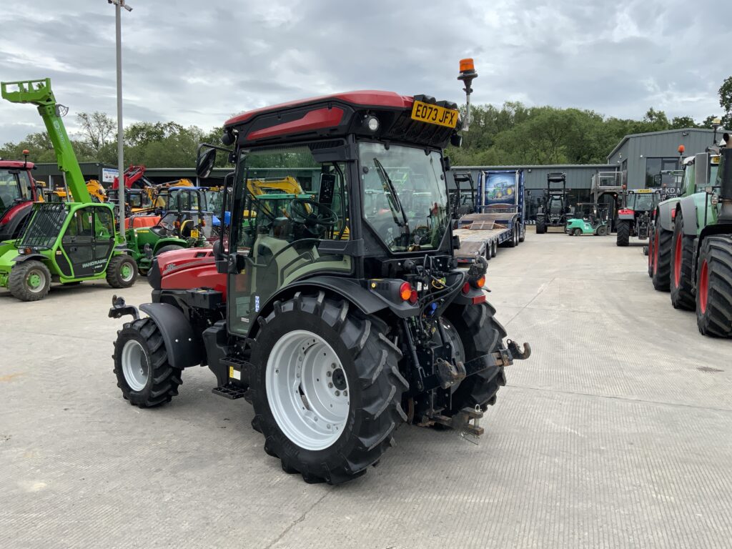 Case Quantum 110N Narrow Tractor (ST26869)