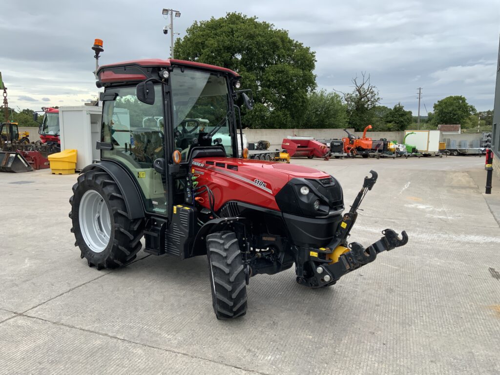 Case Quantum 110N Narrow Tractor (ST26869)