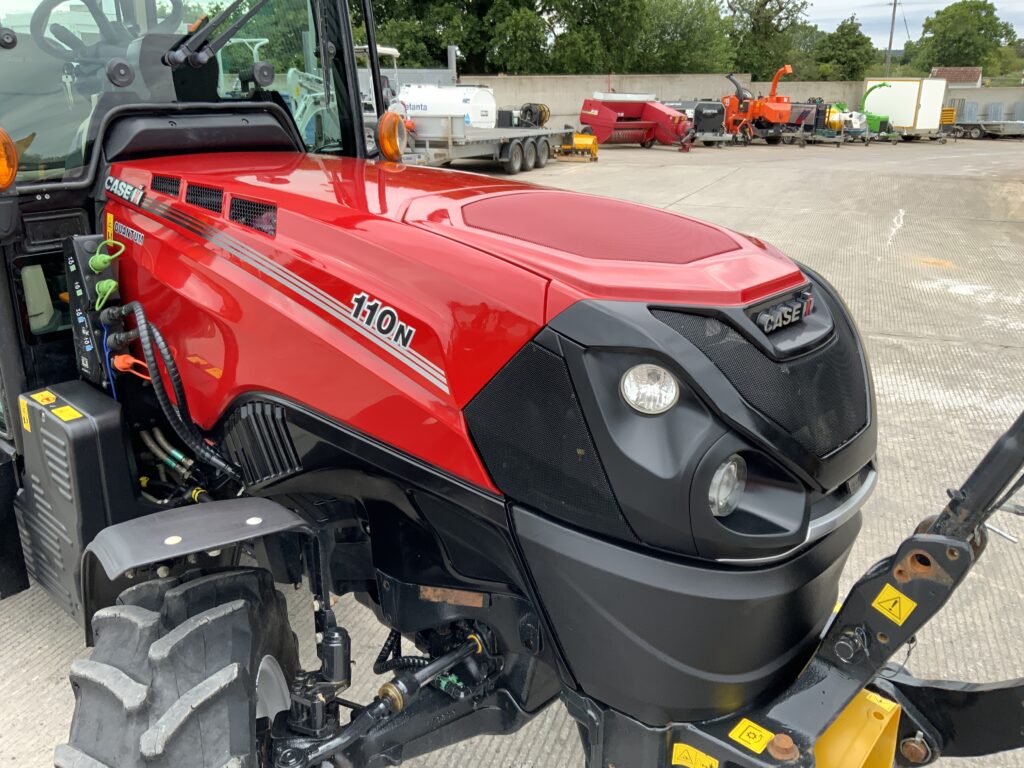 Case Quantum 110N Narrow Tractor (ST26869)