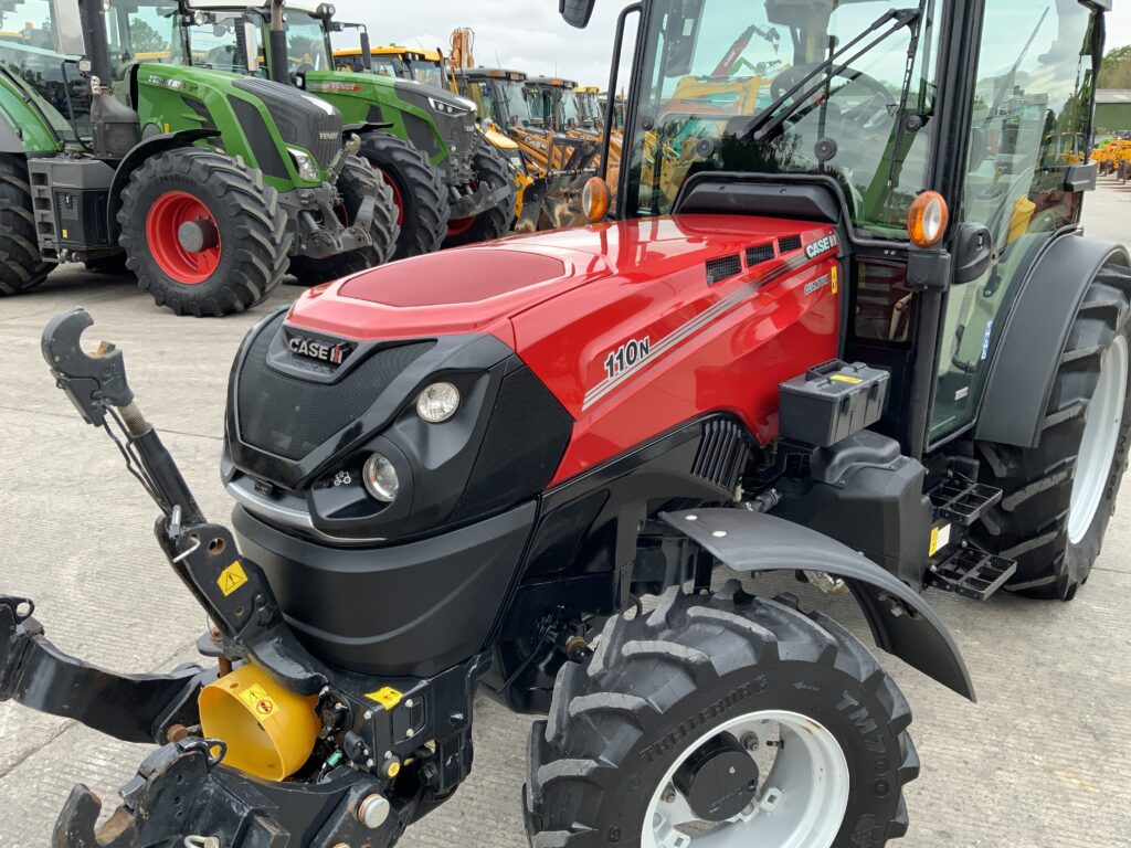 Case Quantum 110N Narrow Tractor (ST26869)