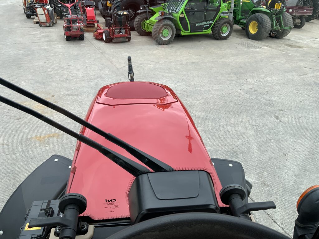 Case Quantum 110N Narrow Tractor (ST26869)