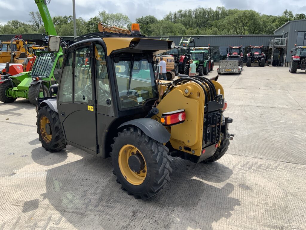 Caterpillar TH255C Compact Telehandler (ST27036)