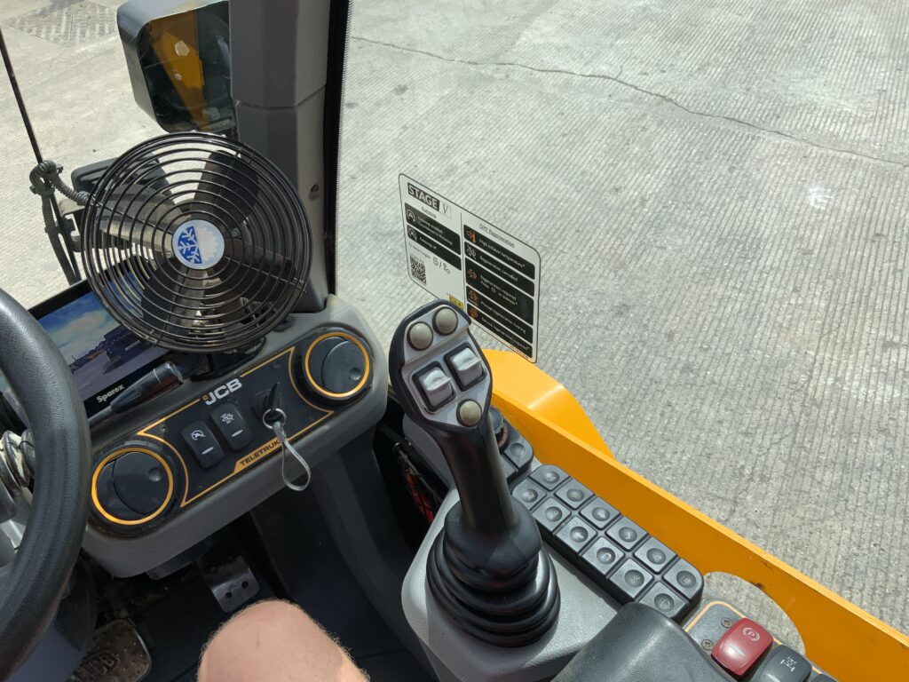 JCB 35-26 D Agri Teletruck 4X4 Telehandler (ST27034)