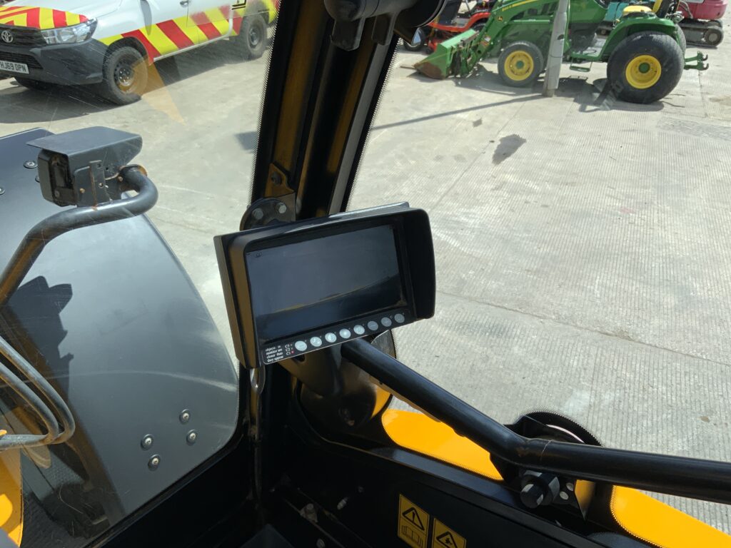 JCB TM420S Pivot Steer Telehandler (ST26682)