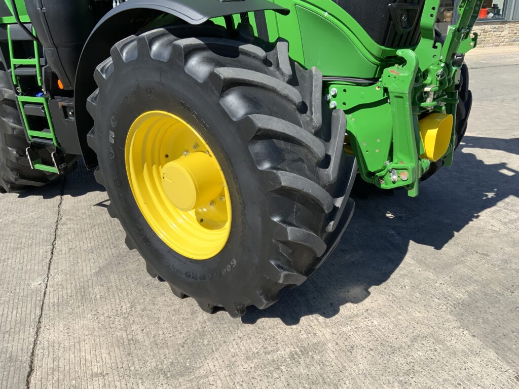 John Deere 6R250 Tractor (ST27059)