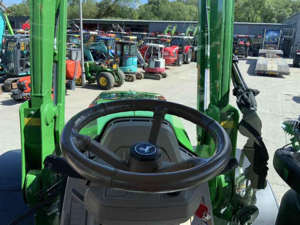 John Deere 6R250 Tractor (ST27059)