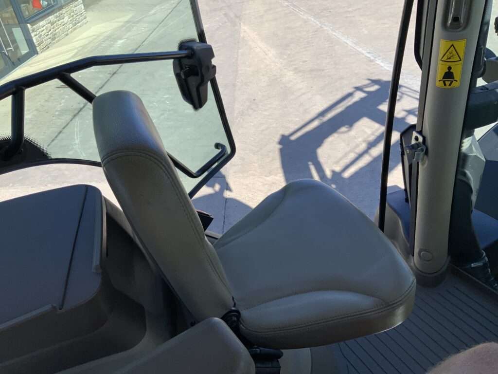 John Deere 6R250 Tractor (ST27059)