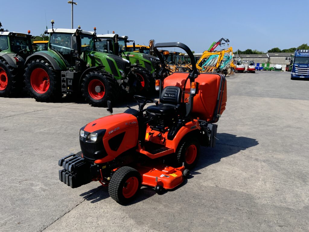 Kubota BX-231 Compact Tractor (ST27114)