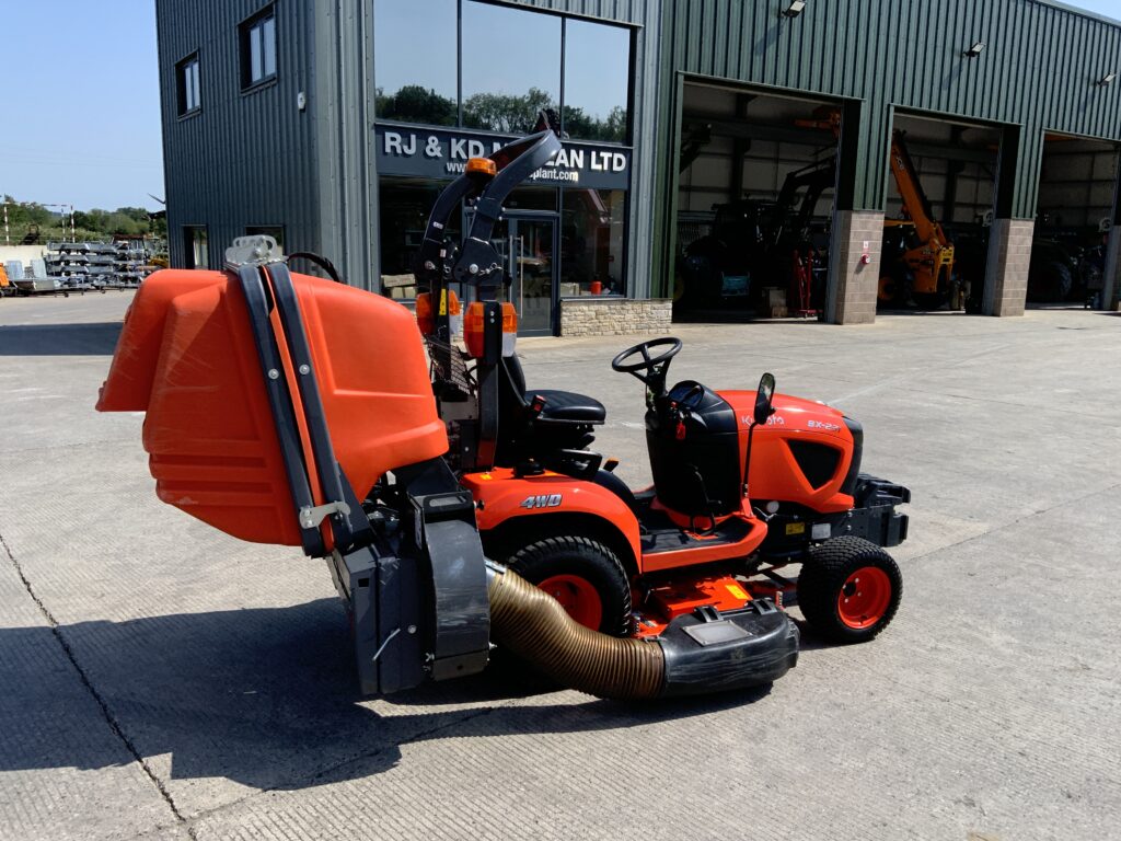 Kubota BX-231 Compact Tractor (ST27114)