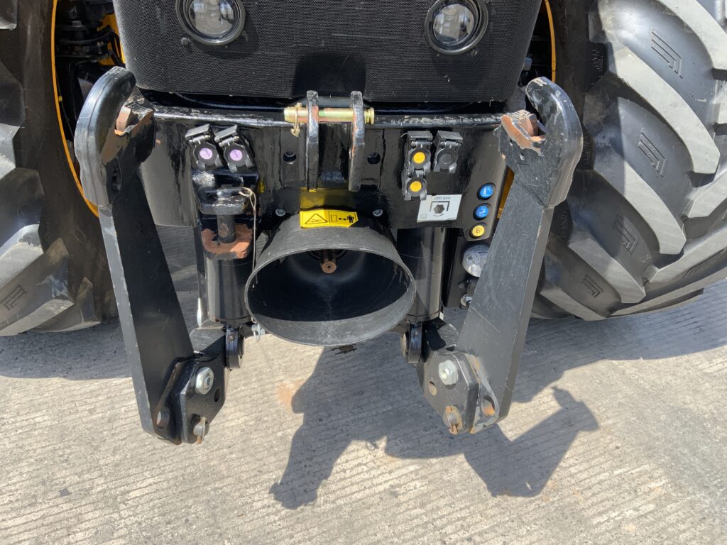 JCB 4220 Fastrac Icon Tractor (ST27046)