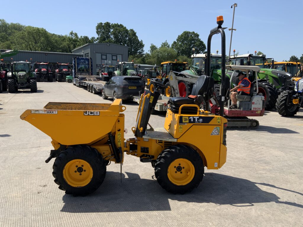JCB 1 Tonne-2 Hi Tip Dumper (ST27110)