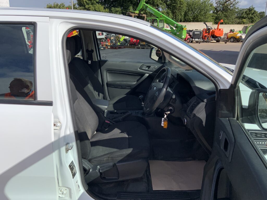 Ford Ranger 2.0 EcoBlue XL 4WD Double Cab Pick Up (ST27077)