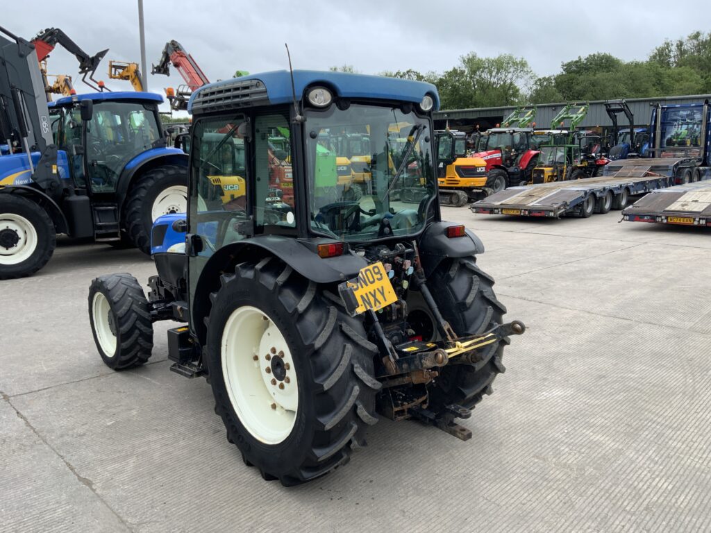 New Holland T4030F Narrow Super Steer Tractor (ST26800)