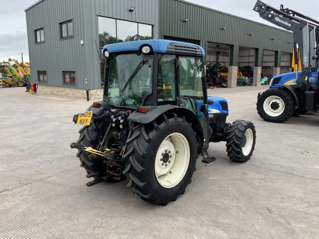 New Holland T4030F Narrow Super Steer Tractor (ST26800)