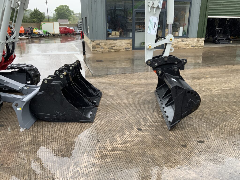 New Unused Takeuchi TB290-2 Digger