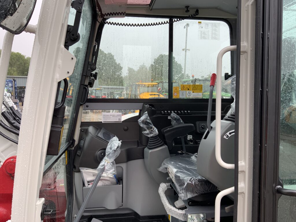 New Unused Takeuchi TB290-2 Digger