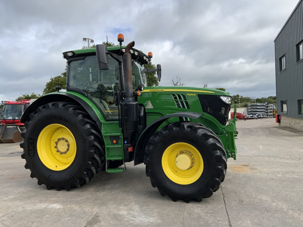 John Deere 6215R Premium Edition Tractor (ST26613)