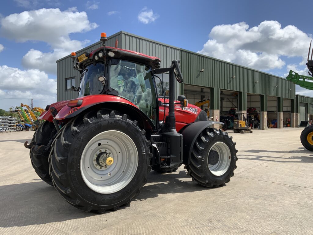 Case Puma 240 AFS Tractor (ST26759)