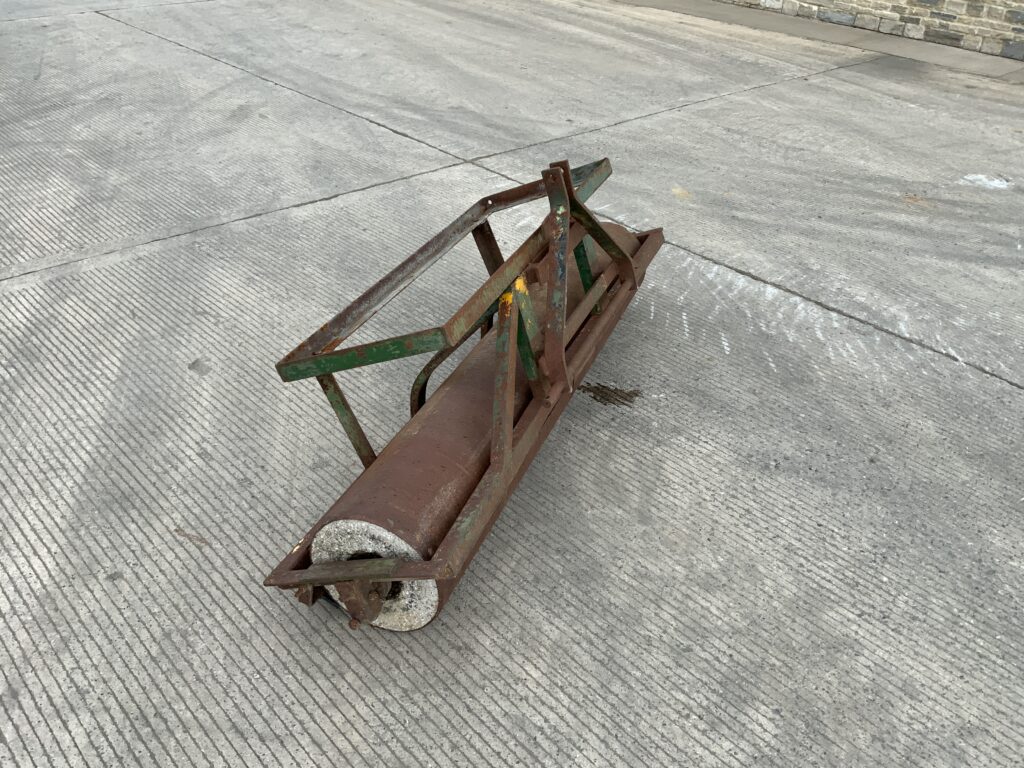 6Ft 3 Point linkage Compact Roller