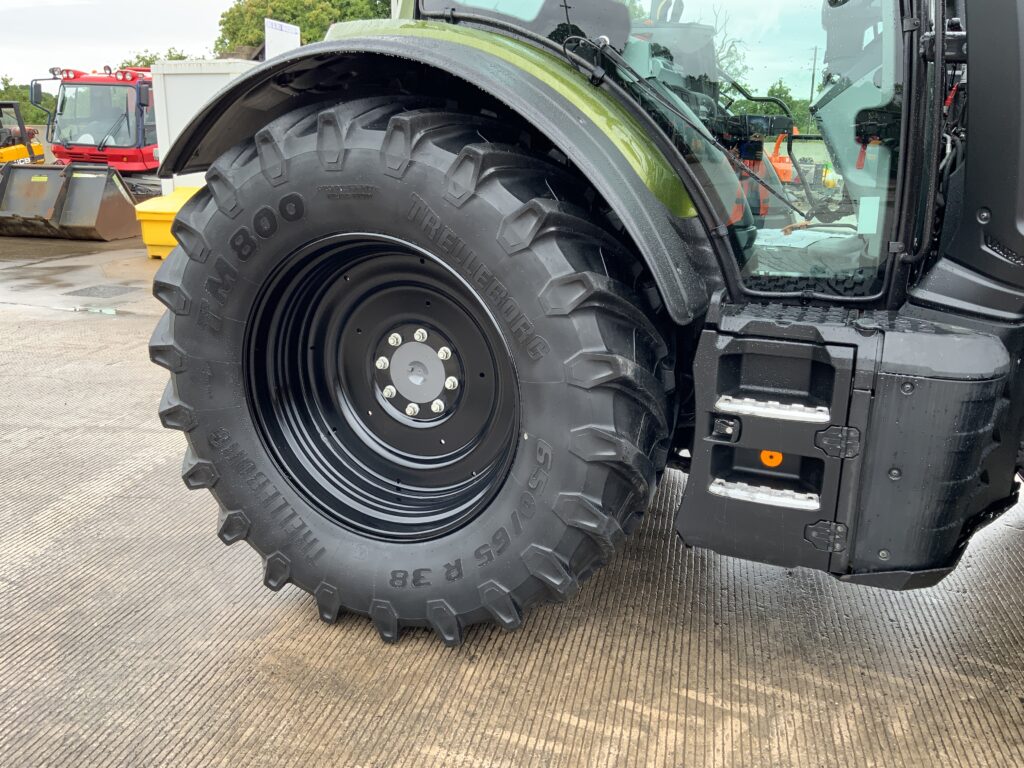 Valtra N175 Active Twin Track Reverse Drive Tractor (ST26893)