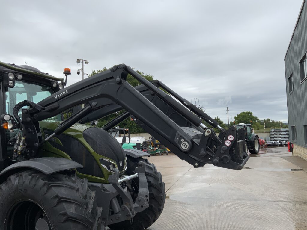 Valtra N175 Active Twin Track Reverse Drive Tractor (ST26893)