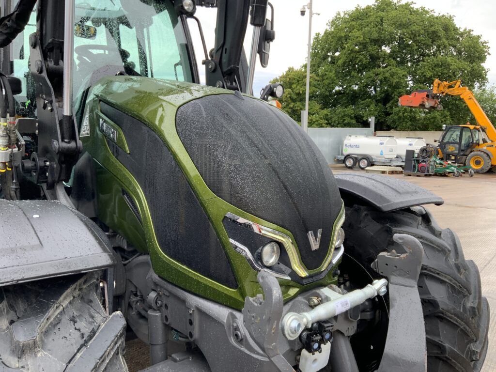 Valtra N175 Active Twin Track Reverse Drive Tractor (ST26893)