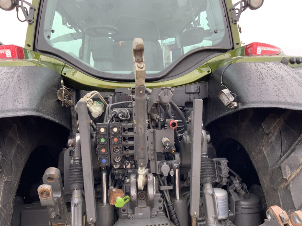 Valtra N175 Active Twin Track Reverse Drive Tractor (ST26893)