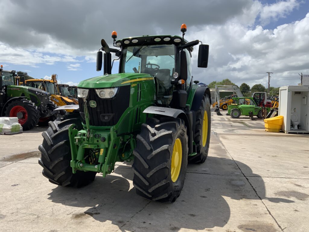 John Deere 6250R Ultimate Edition Tractor (ST26768)