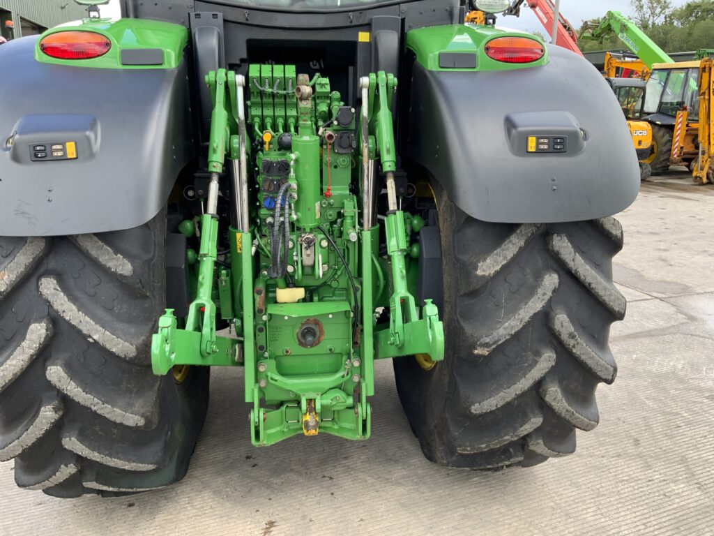John Deere 6250R Ultimate Edition Tractor (ST26768)