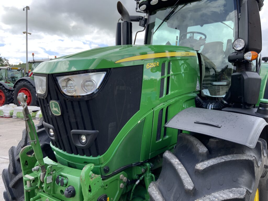 John Deere 6250R Ultimate Edition Tractor (ST26768)
