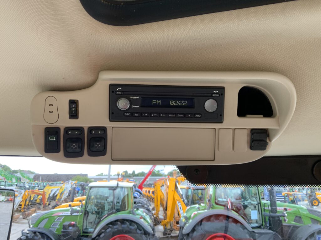John Deere 6250R Ultimate Edition Tractor (ST26768)