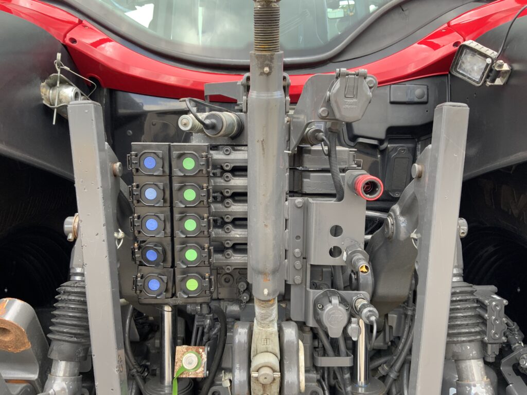 Valtra N175 Unlimited Tractor (ST26881)
