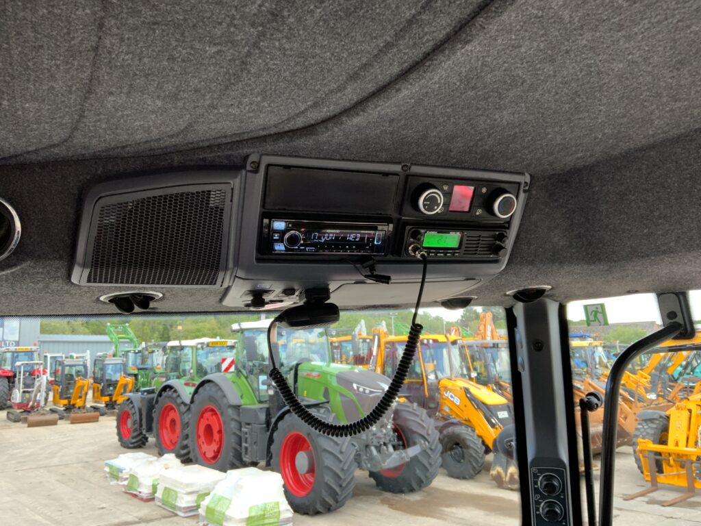 Valtra N175 Unlimited Tractor (ST26881)