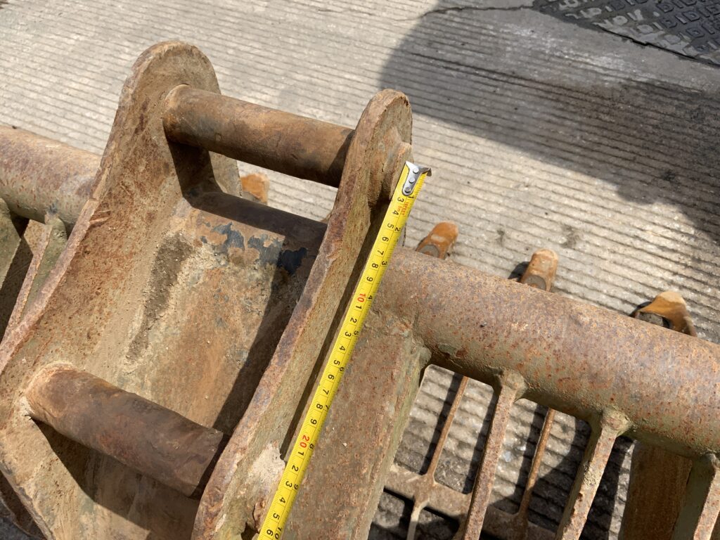 3Ft Riddle Bucket
