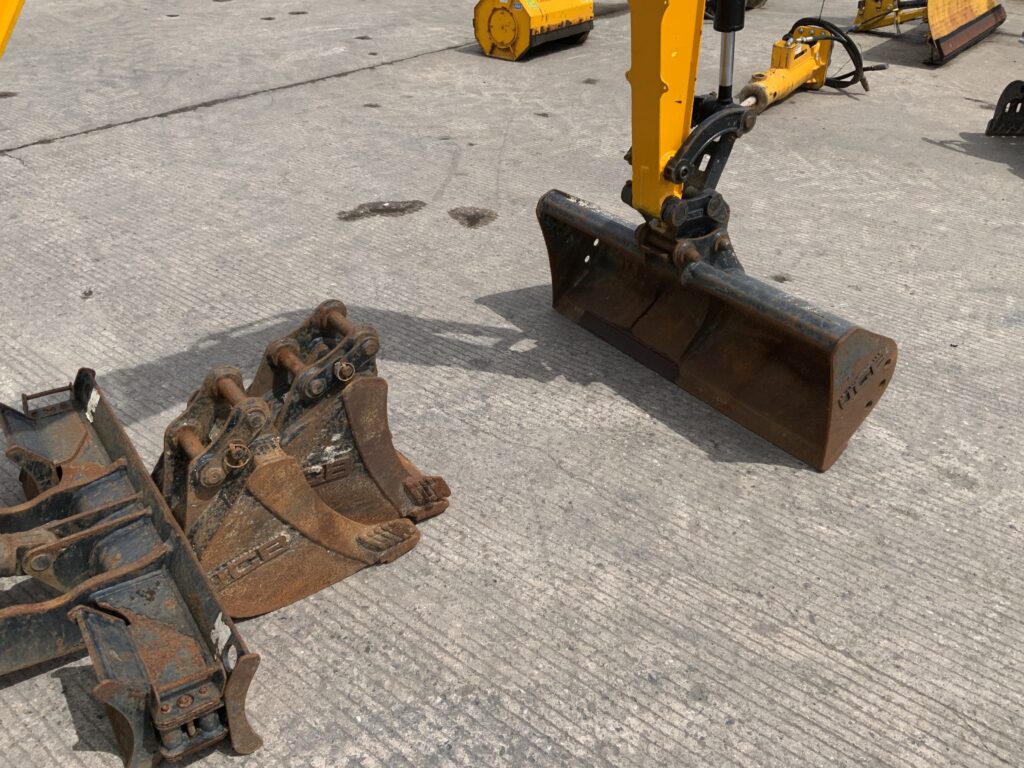 JCB 19C-1 Digger (ST25943)